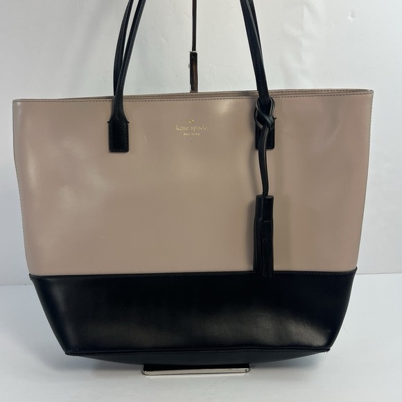 kate spade new york Handbags - Kate Spade Black Pale Pink Leather Tote Wright Place Karla Tassel Logo Purse Bag